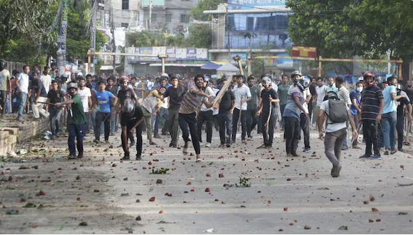 Bangladesh imposes strict curfew Bangladesh imposes strict curfew