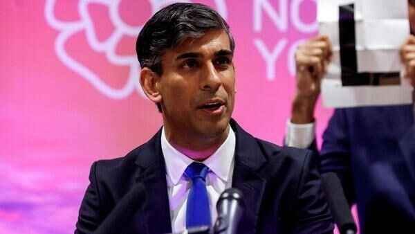 Rishi Sunak concedes defeat to Labour Party 1 Rishi Sunak concedes defeat to Labour Party 1