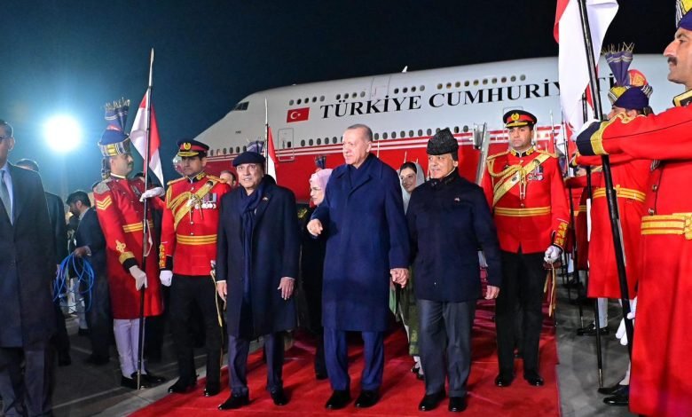 Turkish President Recep Tayyip Erdoğan Arrives in Islamabad