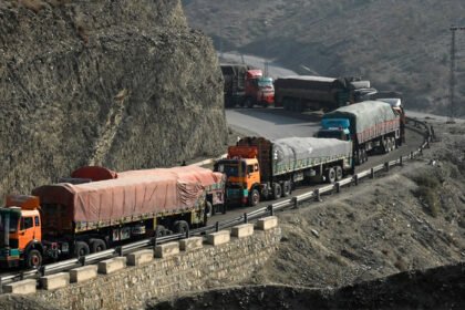 Afghanistan Ends Trade With Pakistan